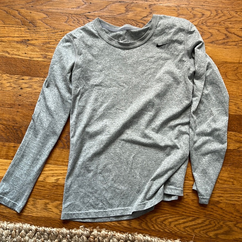 Nike Long workout shirt